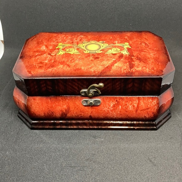 Wooden Vintage Jewellery Box